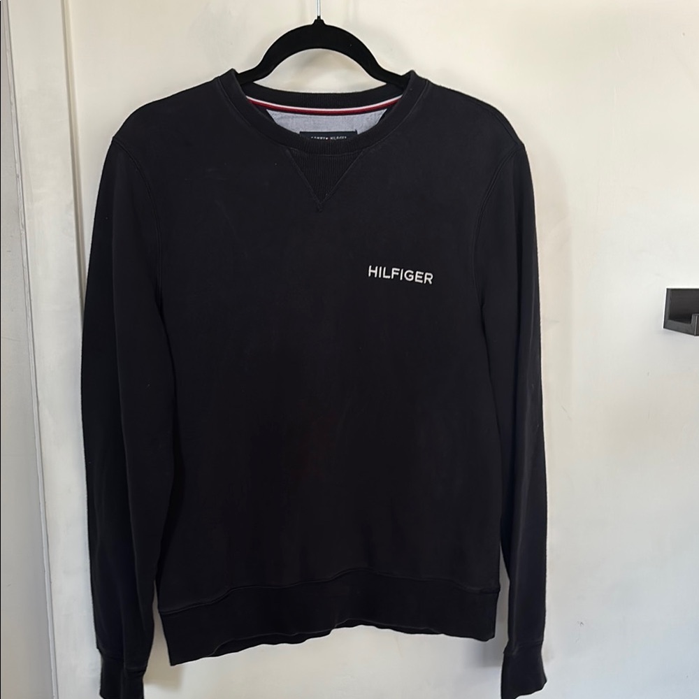 Vintage Tommy Hilfiger Black Crewneck Sweatshirtt
